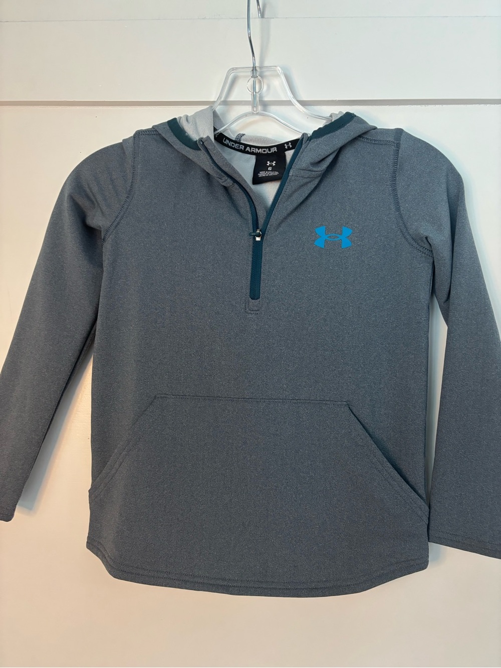 Under Armour Youth Gray Hoodie with Blue Logo Half-Zip size 6